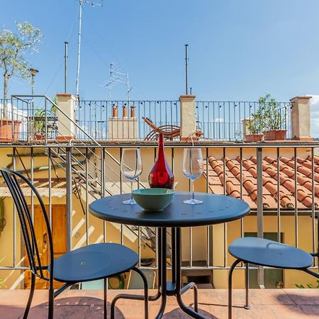 The Lions' Apartment In The Historic Centre X8 Florença Exterior foto