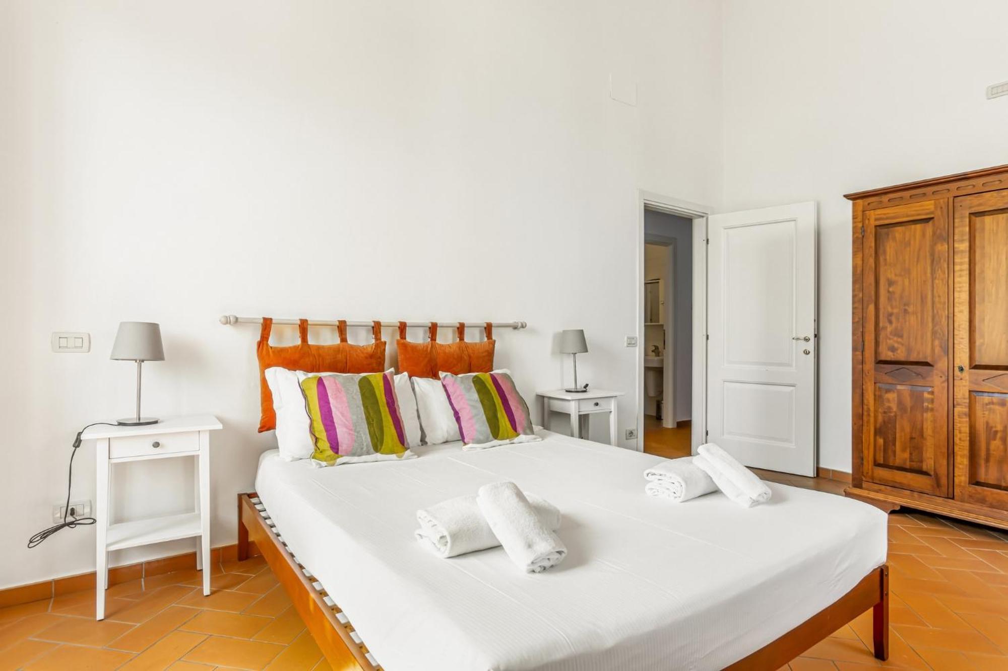 The Lions' Apartment In The Historic Centre X8 Florença Exterior foto