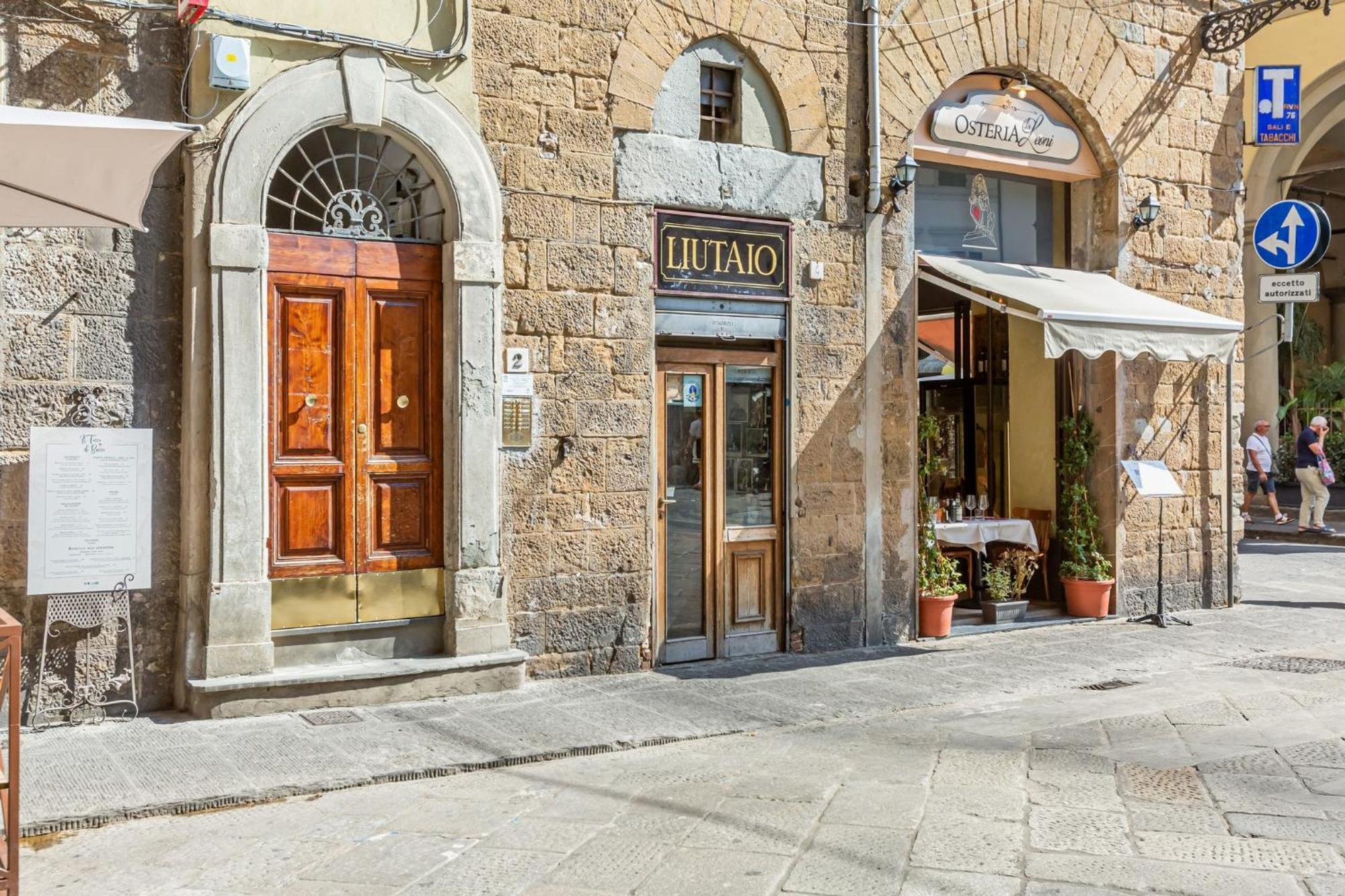 The Lions' Apartment In The Historic Centre X8 Florença Exterior foto